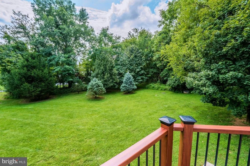 Photo of 17301 ROUNDMONT PLACE