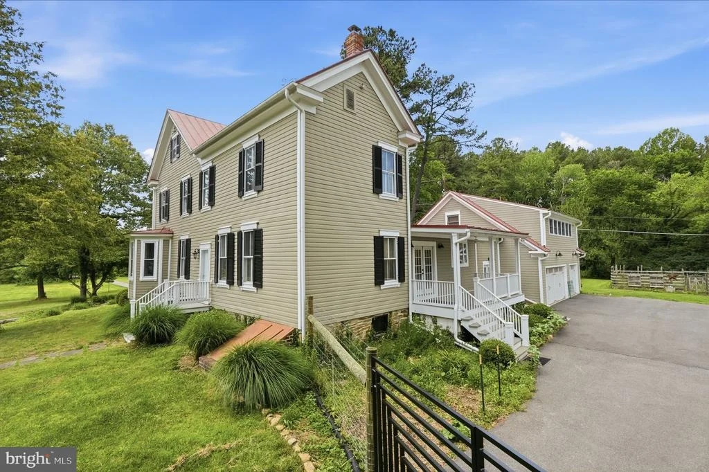 Photo of 15715 AVERY ROAD