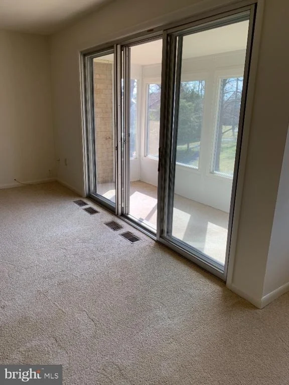 Photo of Unit 3F at 3632 GLENEAGLES DRIVE