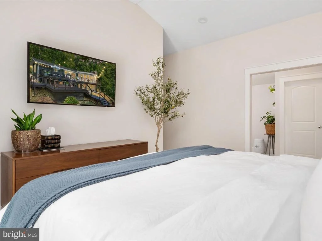 Photo of 778 BON HAVEN DRIVE