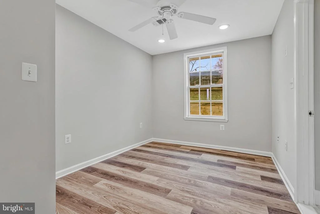 Photo of 13804 PARK AVENUE
