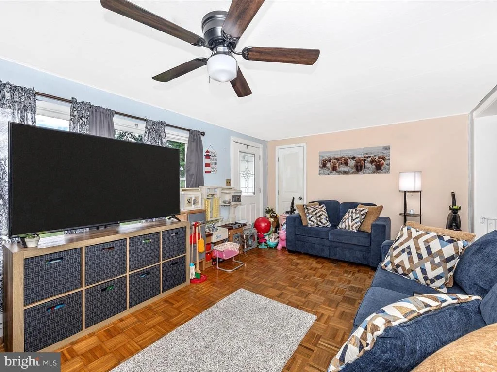 Photo of 7612 MCCLELLAN AVENUE