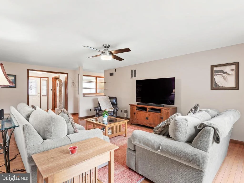 Photo of 18122 CASHELL ROAD