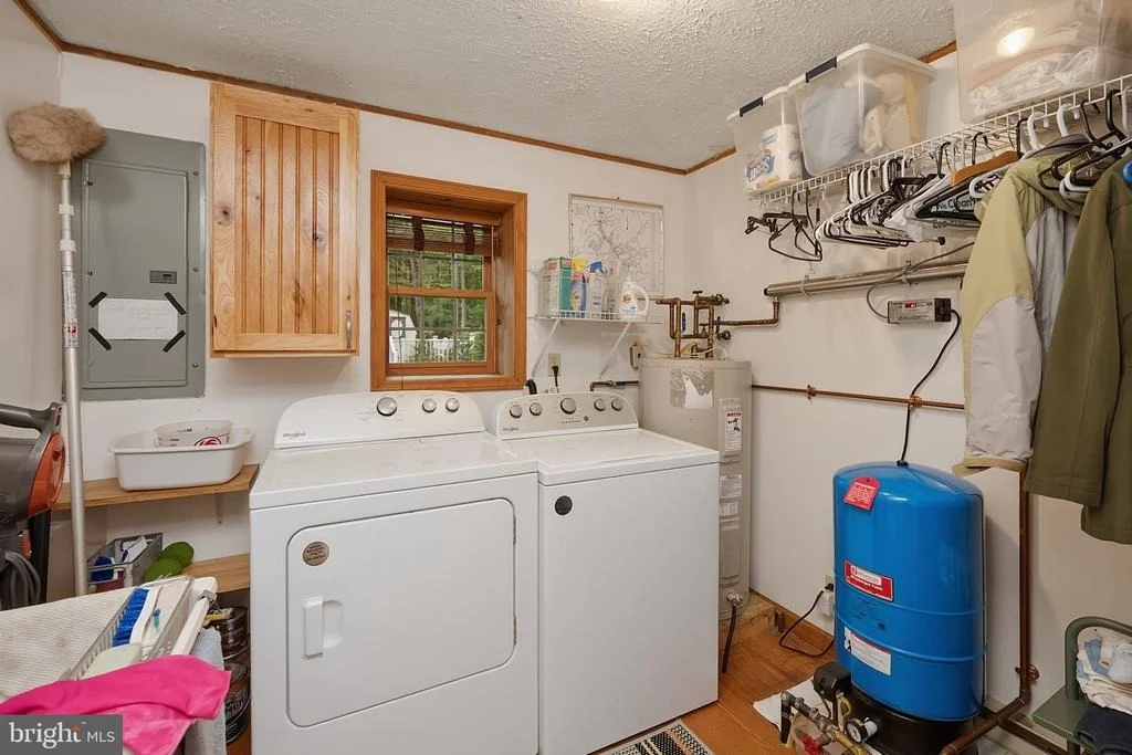 Photo of 674 HAZELHURST ROAD