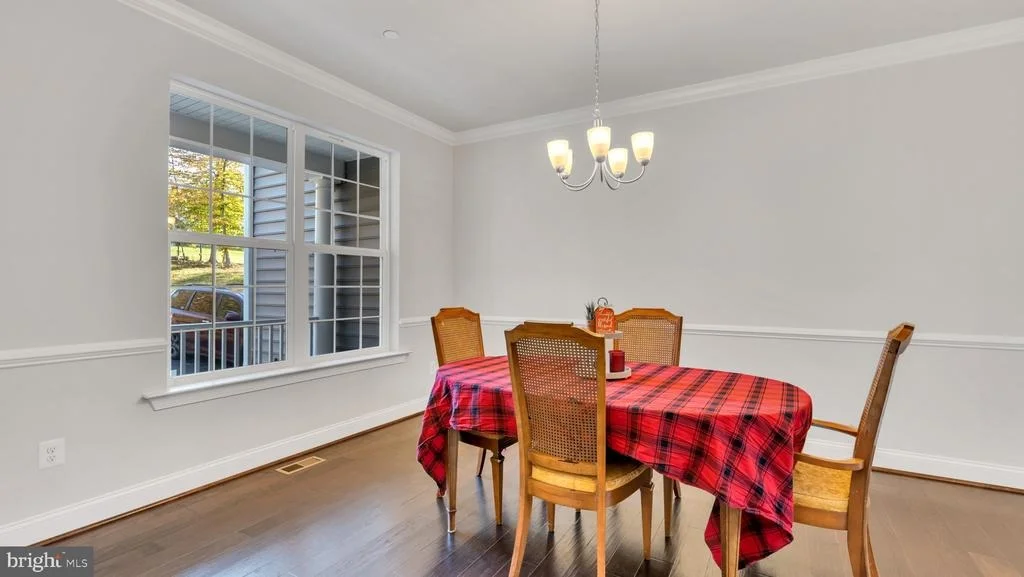 Photo of 2405 COMPTROLLERS COURT