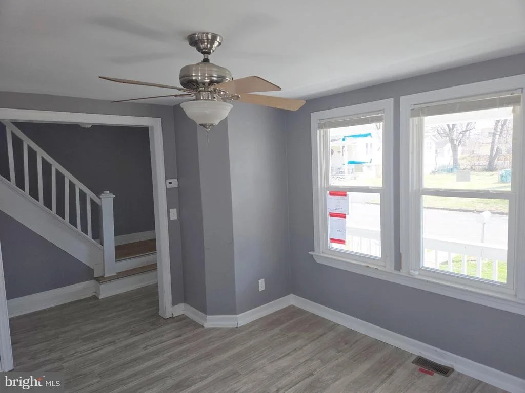 Photo of 10 HAWTHORNE AVENUE