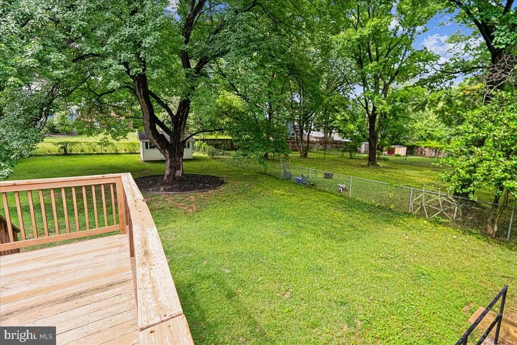 Photo of 9817 CHERRY TREE LANE