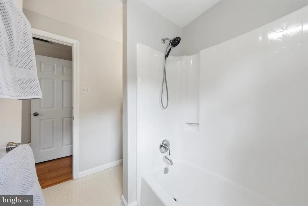 Photo of 6113 ELAINE DRIVE