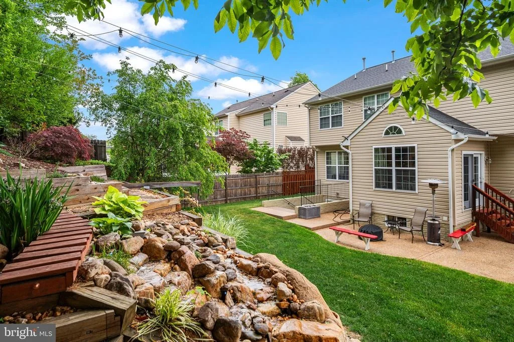 Photo of 76 LANDMARK DRIVE