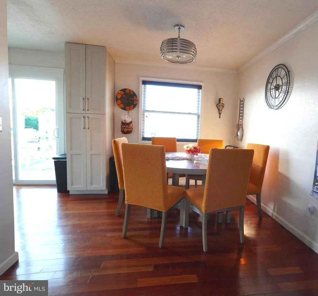 Photo of 408 JENNIFER LANE