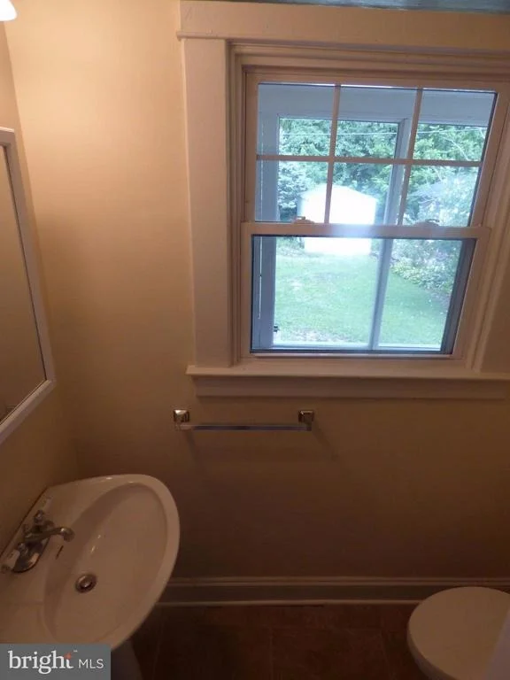 Photo of 508 HOLLEN ROAD