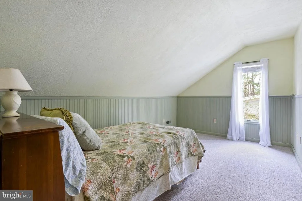 Photo of 23735 WOODS DRIVE