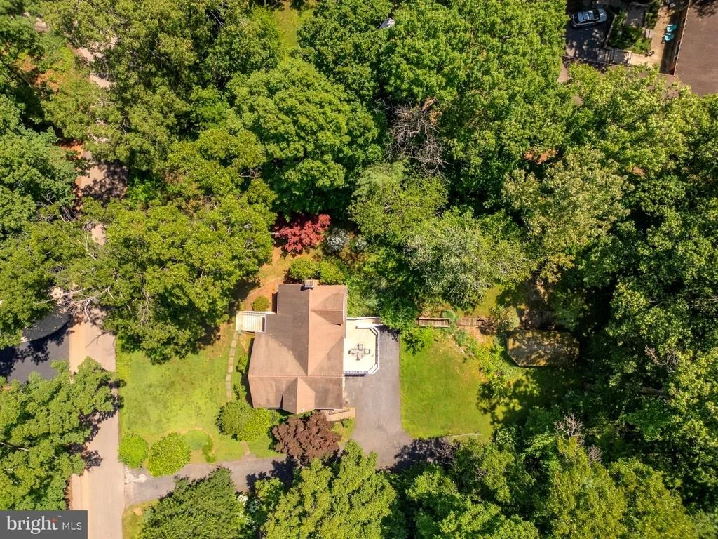 Photo of 45383 PERSIMMON LANE