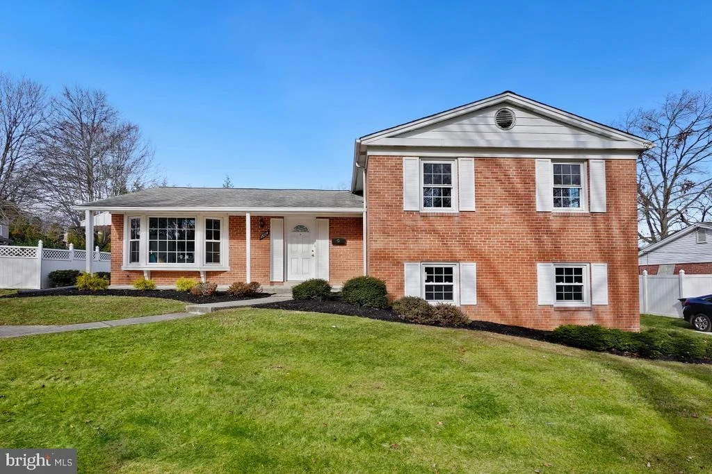 Photo of 13204 HATHAWAY DRIVE