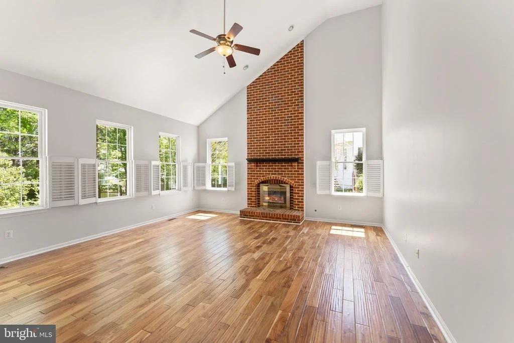 Photo of 817 KENNETH PLACE SE