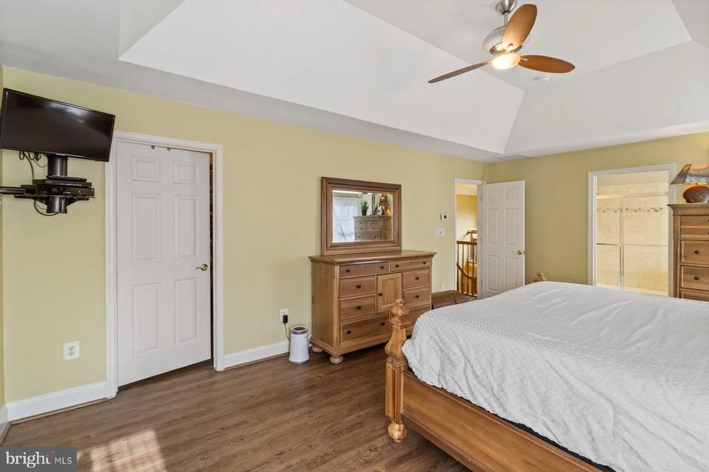 Photo of 5662 WATERLOO ROAD