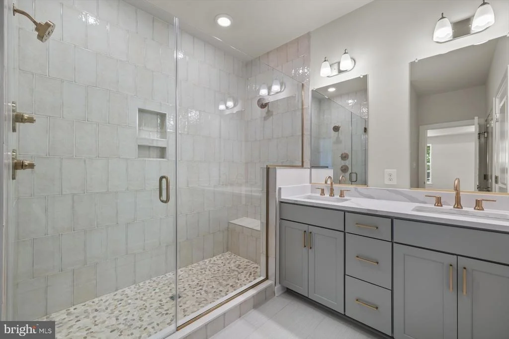 Photo of 9191 PEACH TREE DRIVE