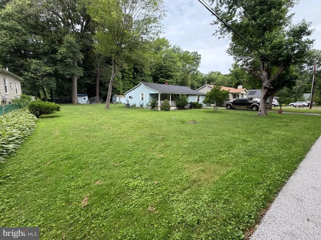 Photo of 1132 MAPLE ROAD