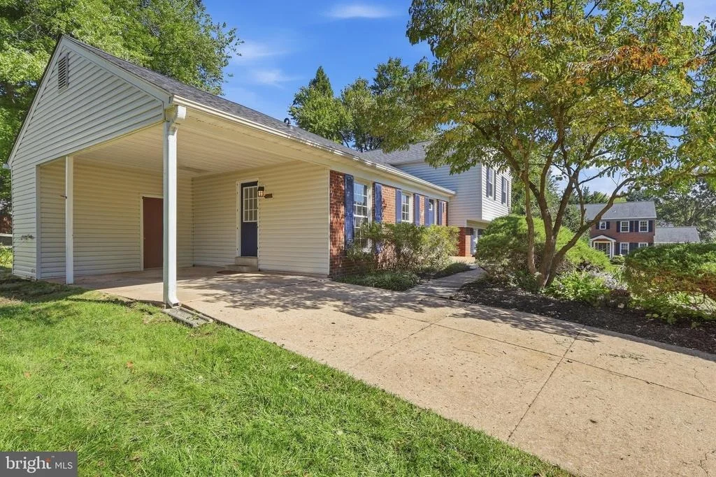 Photo of 5215 LIGHTHORNE ROAD
