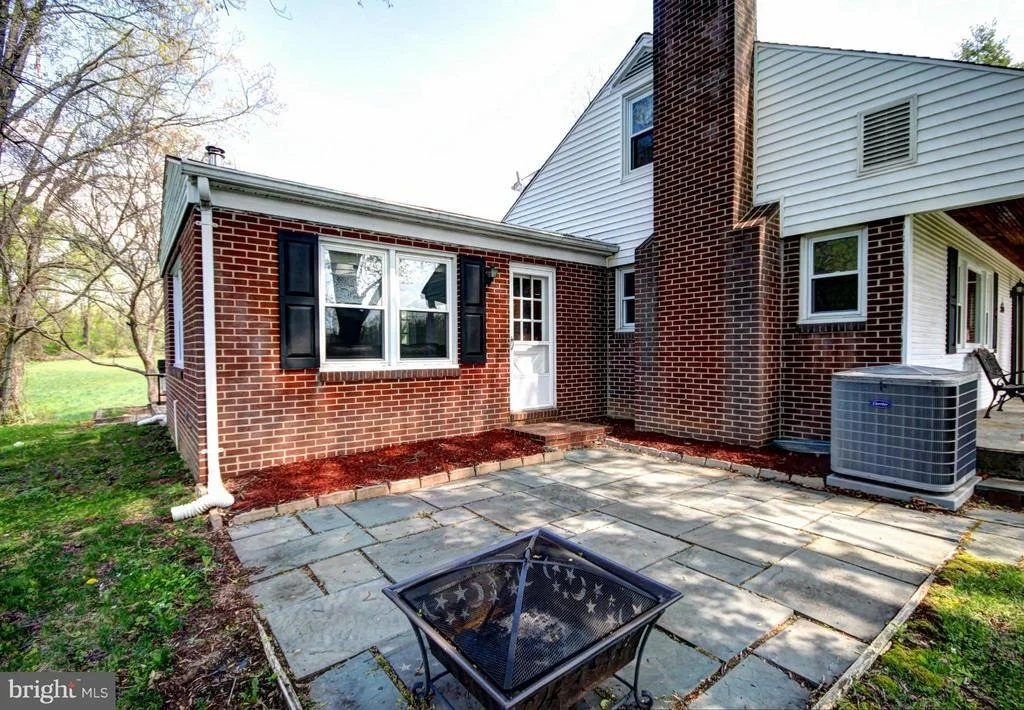 Photo of 2930 OFFUTT ROAD