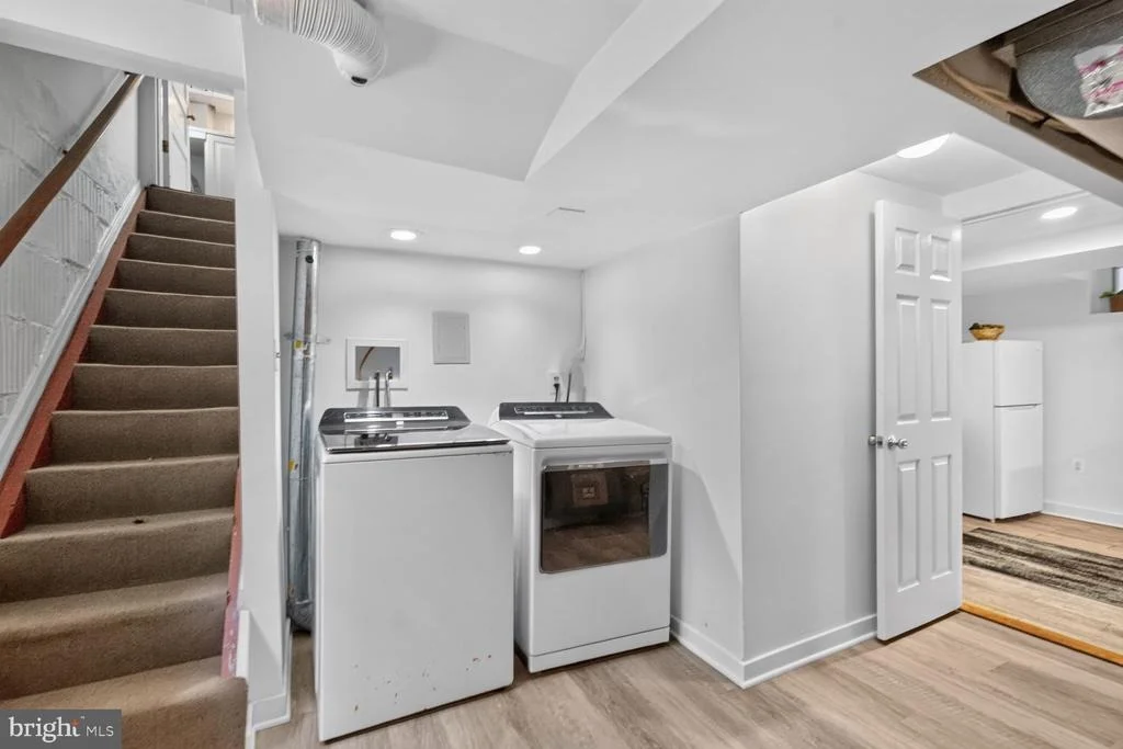 Photo of 734 SILVER SPRING AVENUE