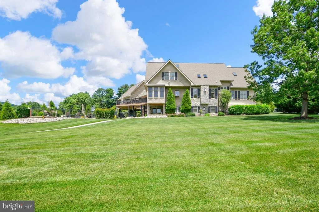 Photo of 8812 YELLOW SPRINGS ROAD