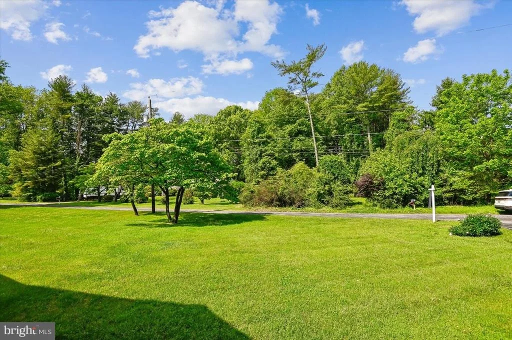 Photo of 1509 DUVALL ROAD