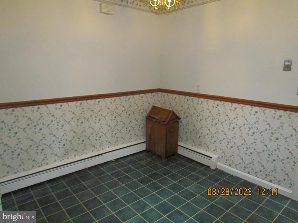 Photo of 126 SHADOW COURT
