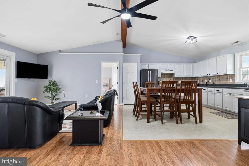 Photo of 339 POTOMAC DRIVE