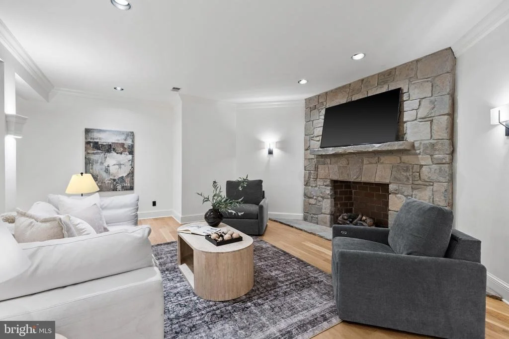 Photo of 3137 BLENDON ROAD