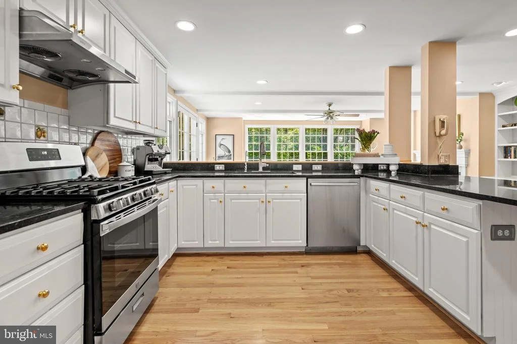 Photo of 1754 LONG GREEN DRIVE