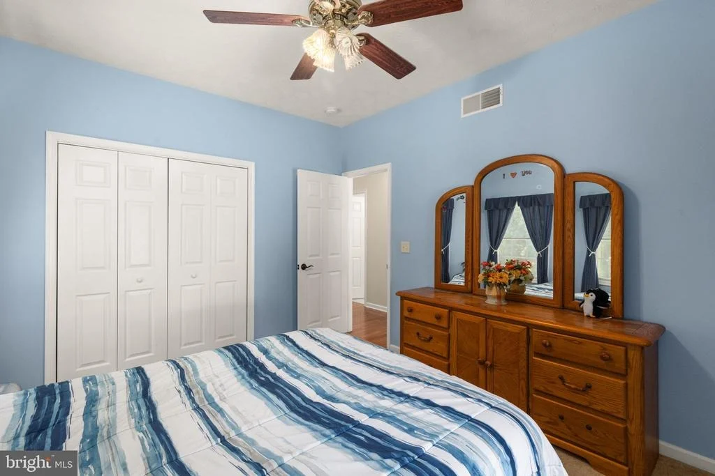 Photo of 32 HAMILTON