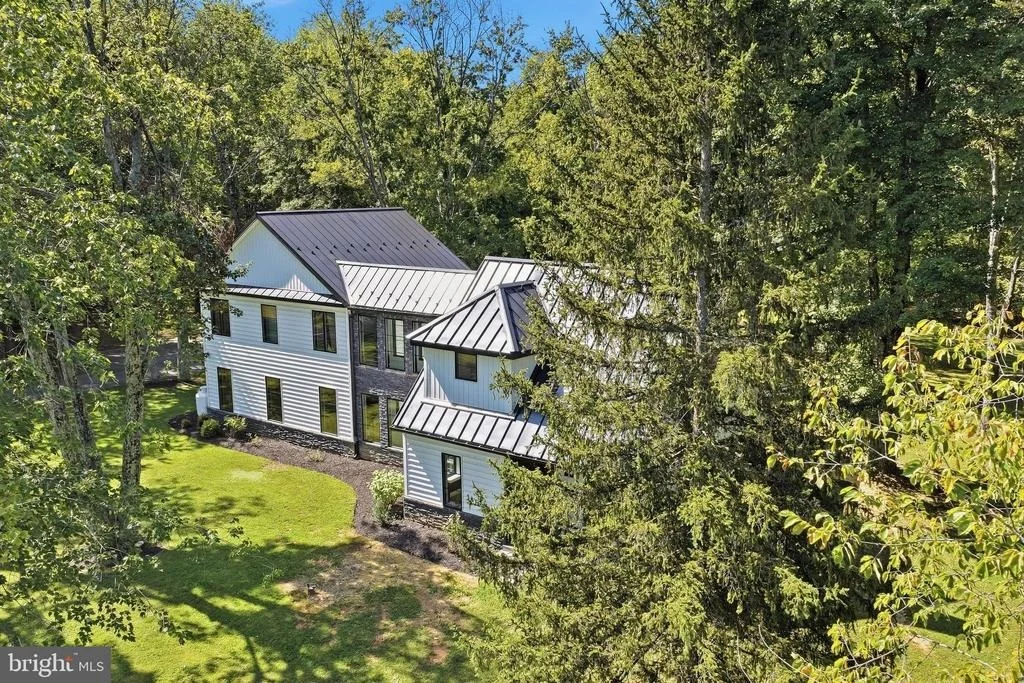 Photo of 10814 POWELL ROAD