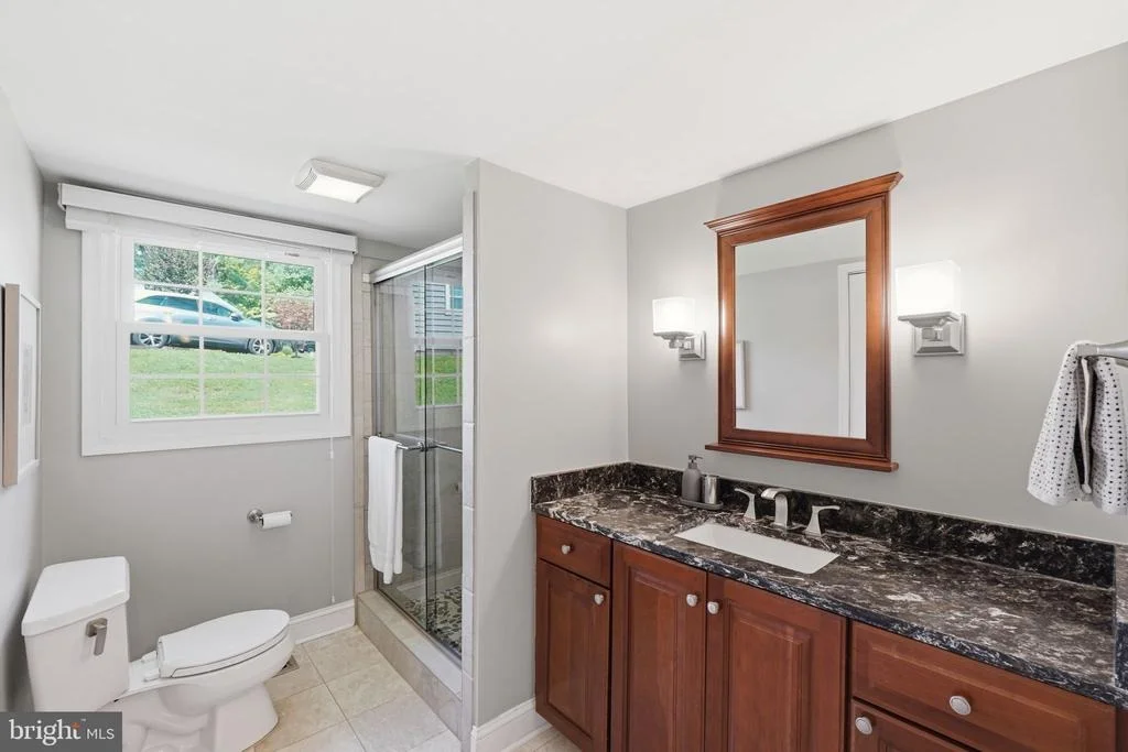 Photo of 14005 BETHPAGE LANE