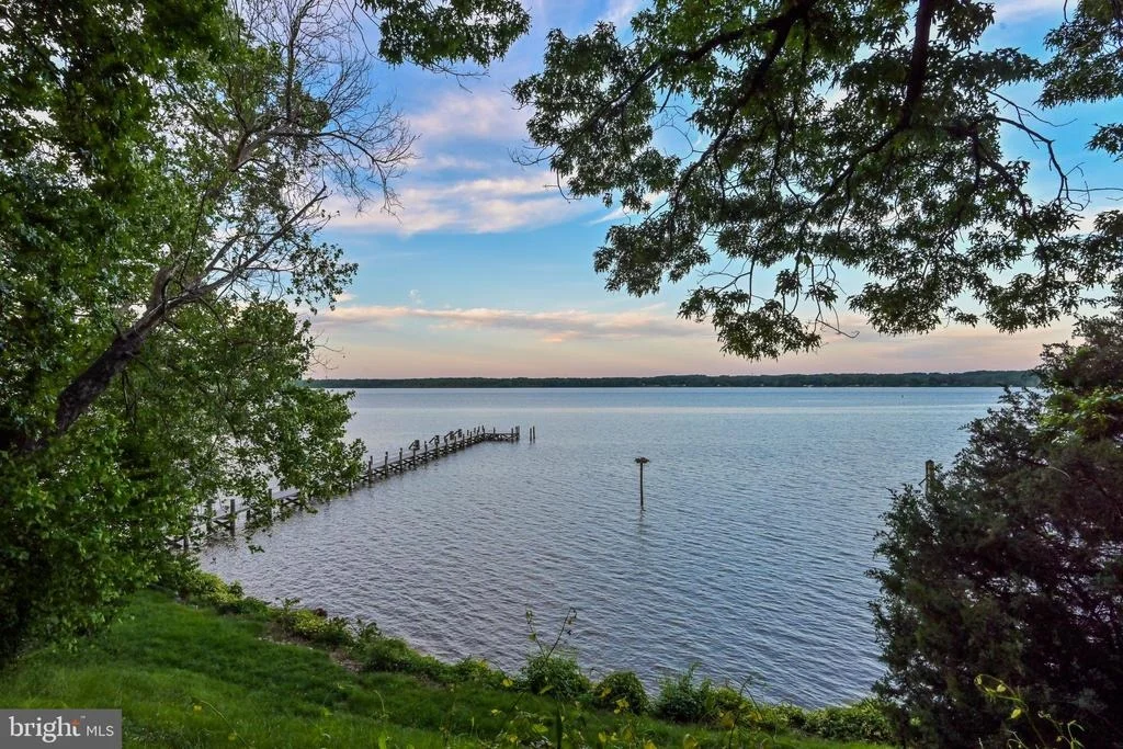 Photo of 11715 RIVER DRIVE