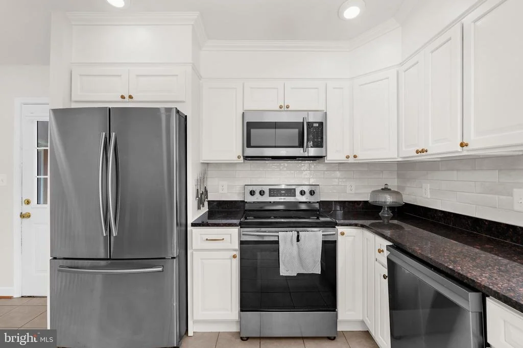 Photo of 1300 GILBERT PLACE