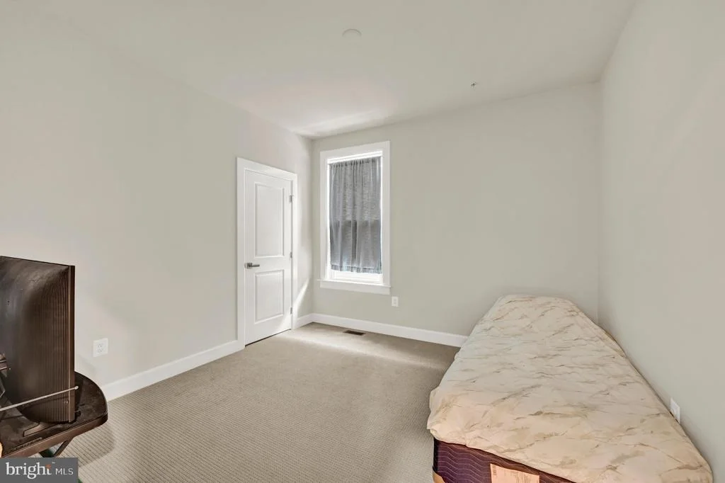 Photo of 1232 OLEANDER WAY