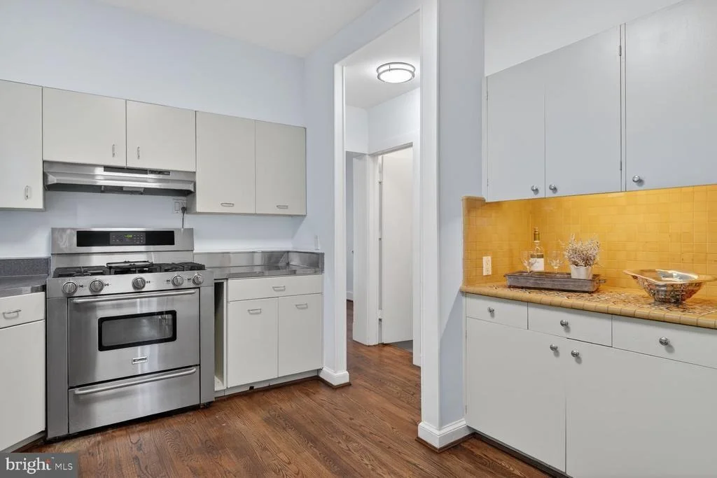 Photo of 4425 P STREET NW