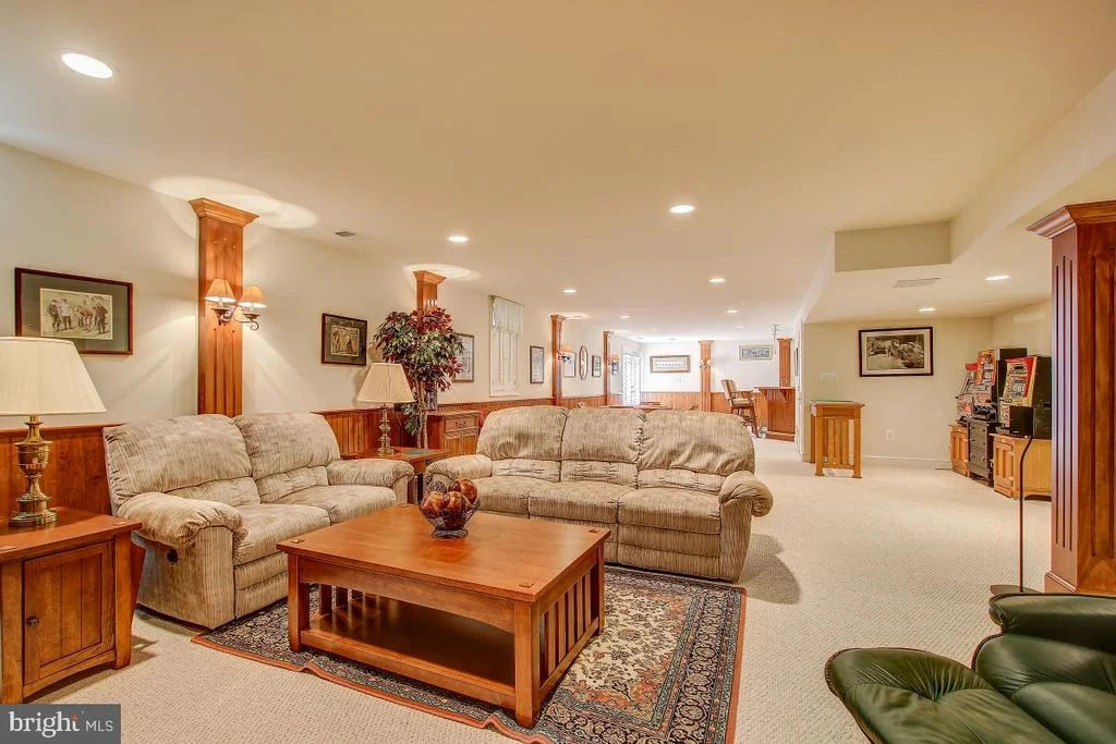 Photo of 6 GLEN EAGLES COURT