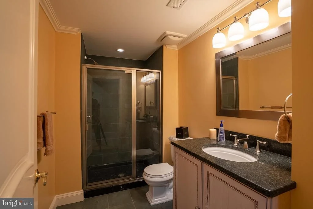 Photo of 10419 WHITE COURT