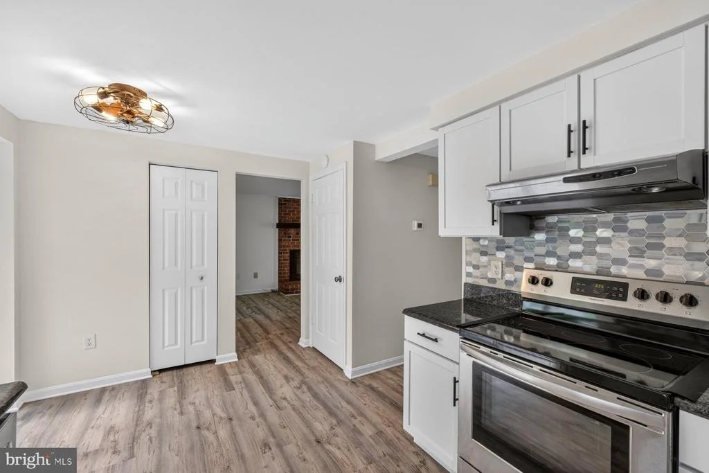 Photo of 302 SPRING GATE COURT
