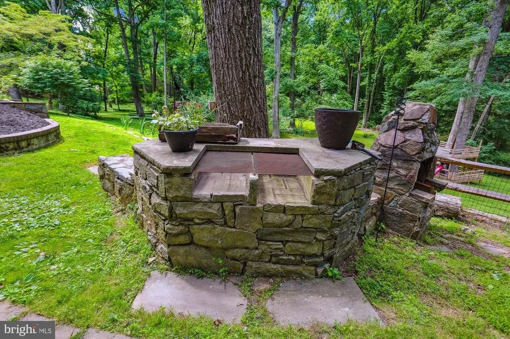 Photo of 11816 LONGDRAFT COURT