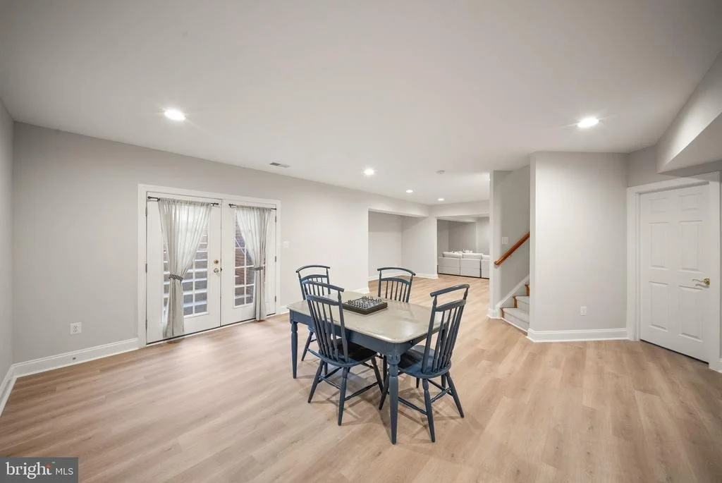 Photo of 43916 RIVERPOINT DRIVE