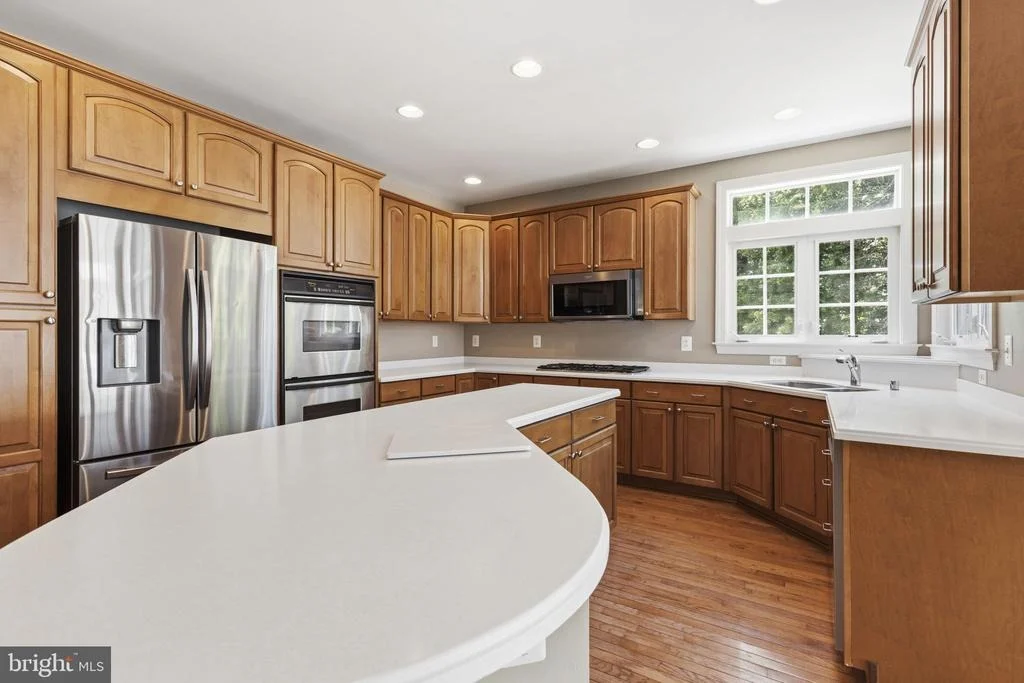 Photo of 1124 OAK TREE DRIVE