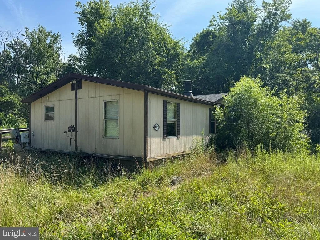 Photo of 8045 SOLLEY ROAD