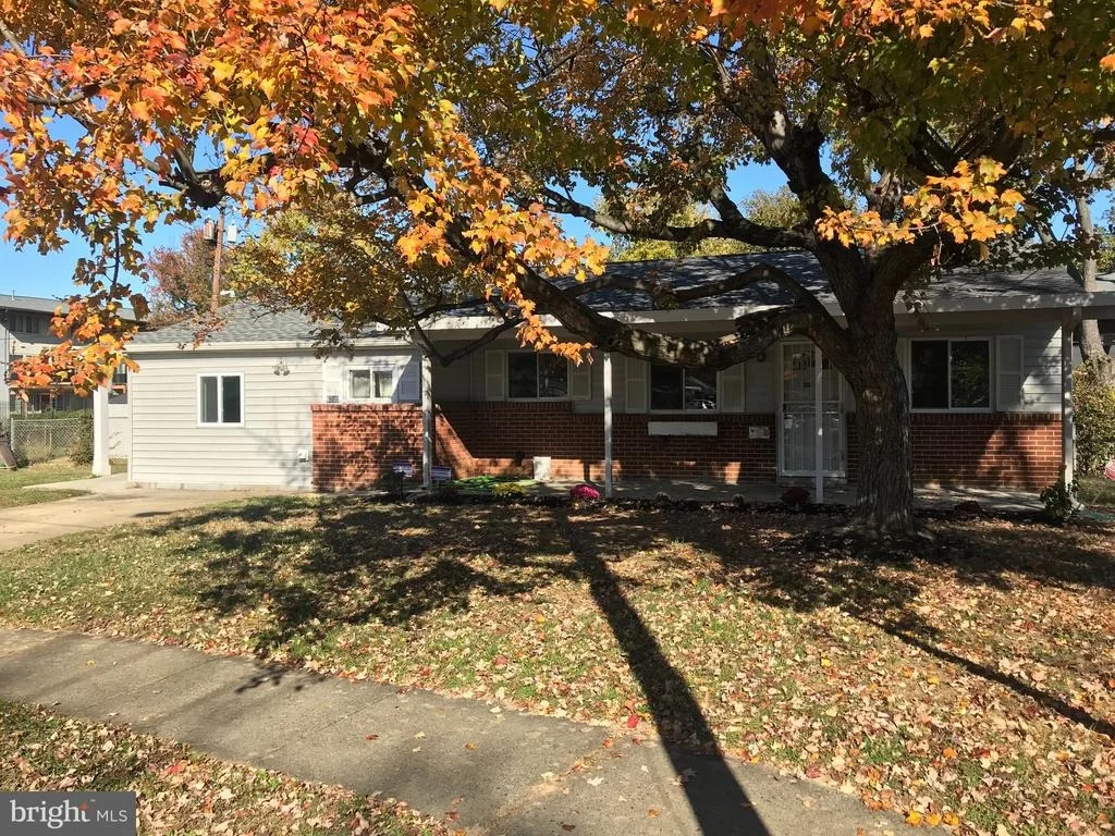 Photo of 6200 AUTH ROAD