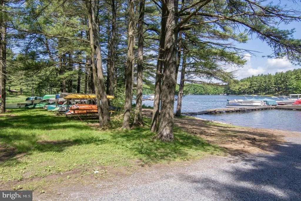 Photo of 332 HIGH POINT DRIVE