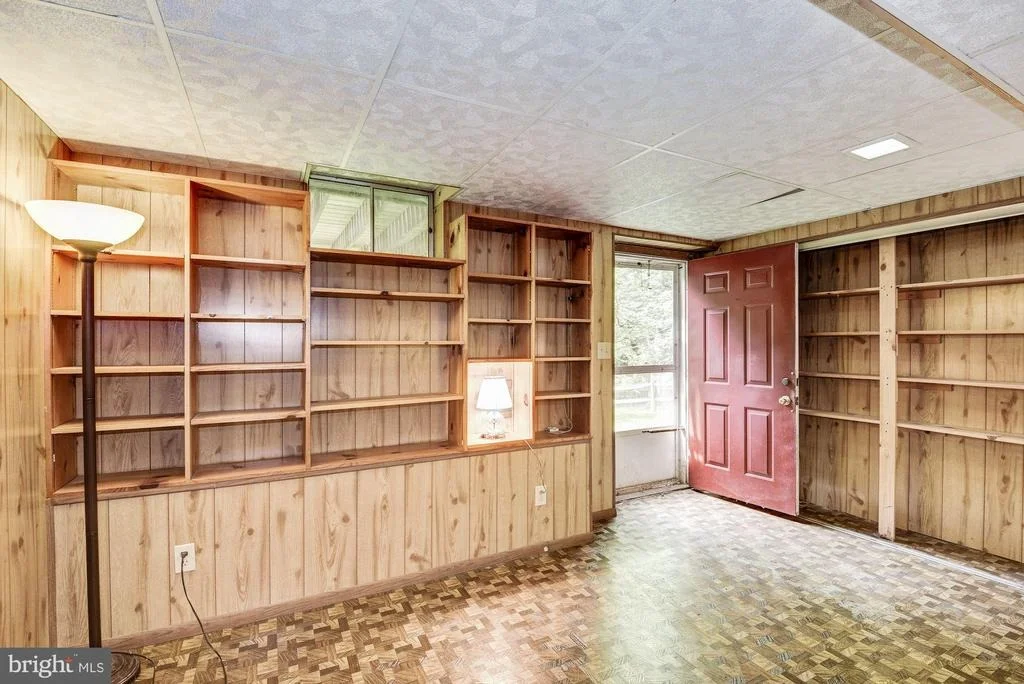 Photo of 1313 CROCKETT LANE