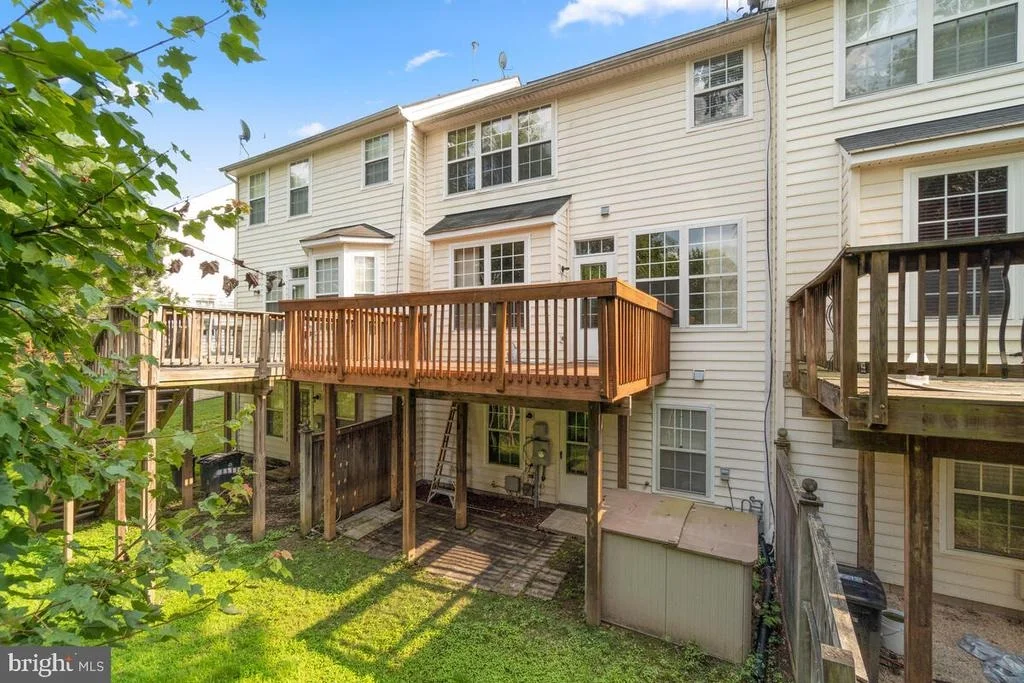 Photo of 10012 JUNIPER DRIVE