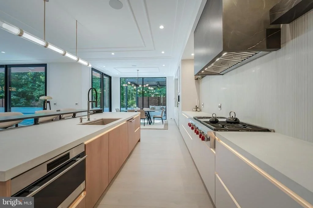 Photo of 7841 OLD DOMINION DRIVE